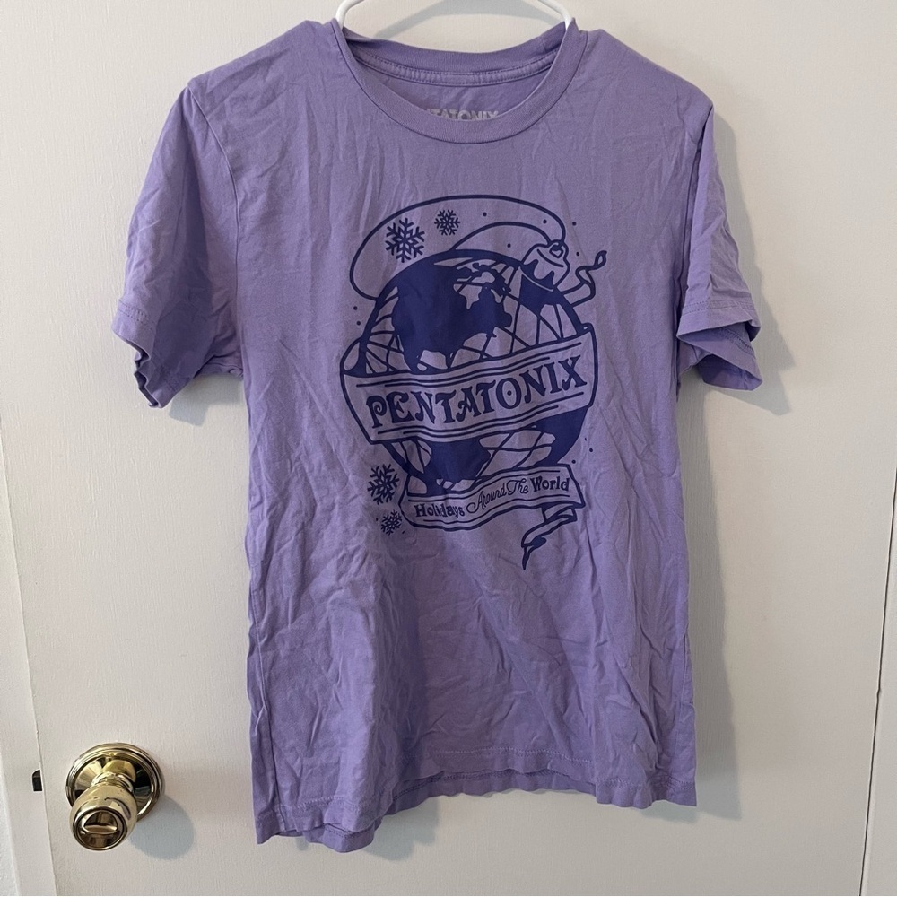 Pentatonix Holidays Around the World Tee Merch Women’s Medium Cotton Lilac